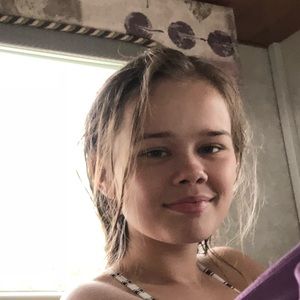 Meet your Posher, Lexie